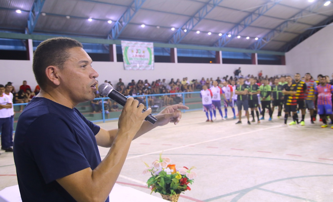 Depois de oito anos sem esportes, Assis Brasil abre campeonato de futsal